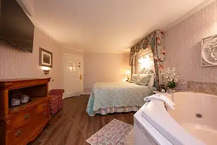 Ocean View Deluxe OVDX bedroom 4