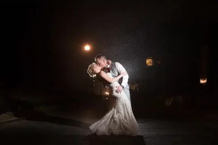 pic-wedding-beards-02-768x512